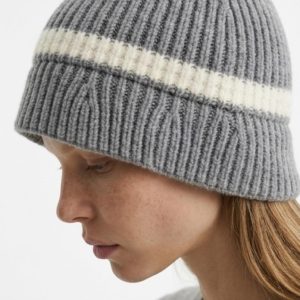 Gorro linea gris
